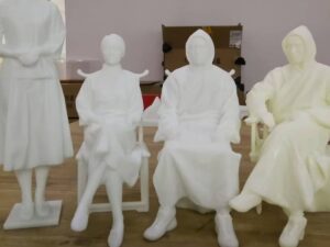 3D Scanned and SLA 3D Printed Scaled-down Human Statues