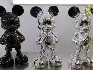SLA 3D Printed and Vacuum Plated Gold and Silver Creative Statues