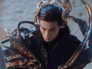 SLA 3D Printed Irregular Hair Decoration as Fantasy Film’s Prop