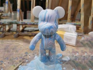 SLA 3D Printed Acrylic Pouring Bear Resin Garage Kit Model