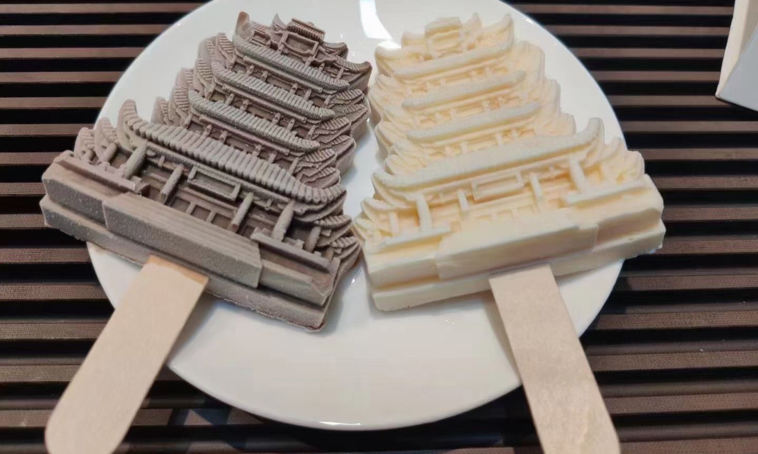 首图