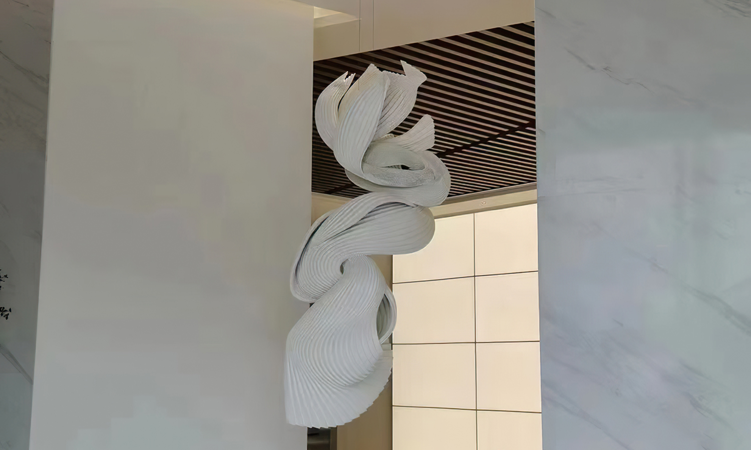 首图